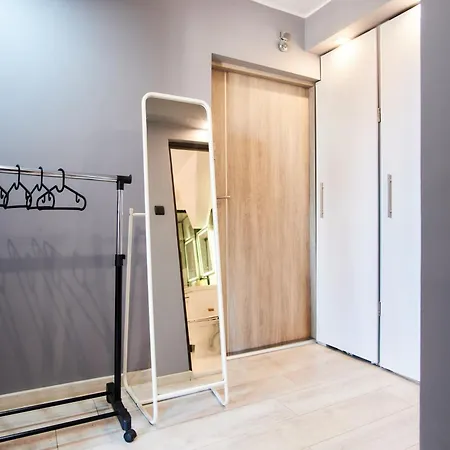 Studio24 Old Town View Апартаменты *