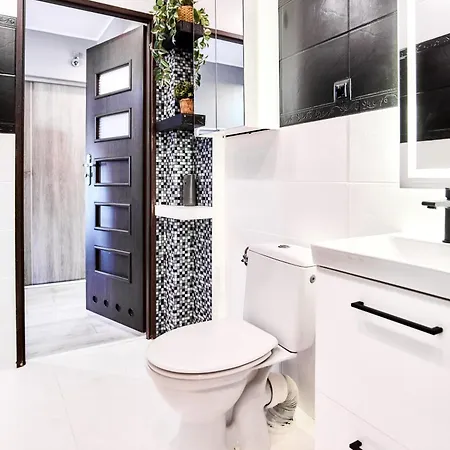 Studio24 Old Town View Apartment *