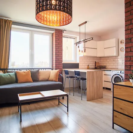 Studio24 Old Town View Apartment